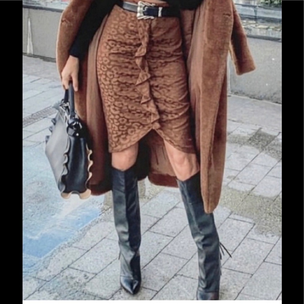 Zara brown skirt size M